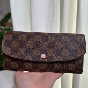 Authentic Louis Vuitton Emilie Wallet Damier Ebene